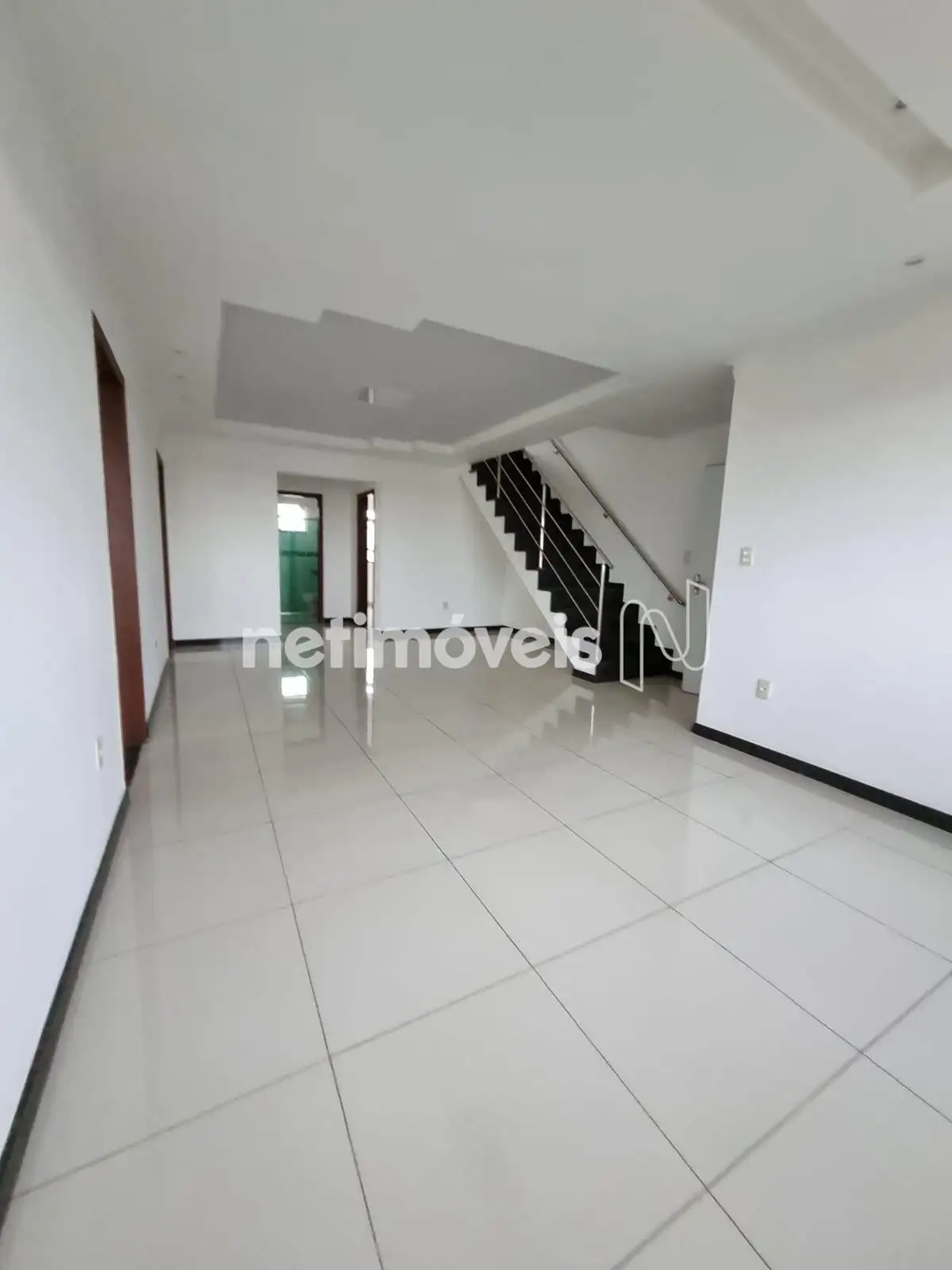Cobertura para comprar com 200 m², 4 quartos, 3 banheiros, 2 vagas em Industrial, Contagem