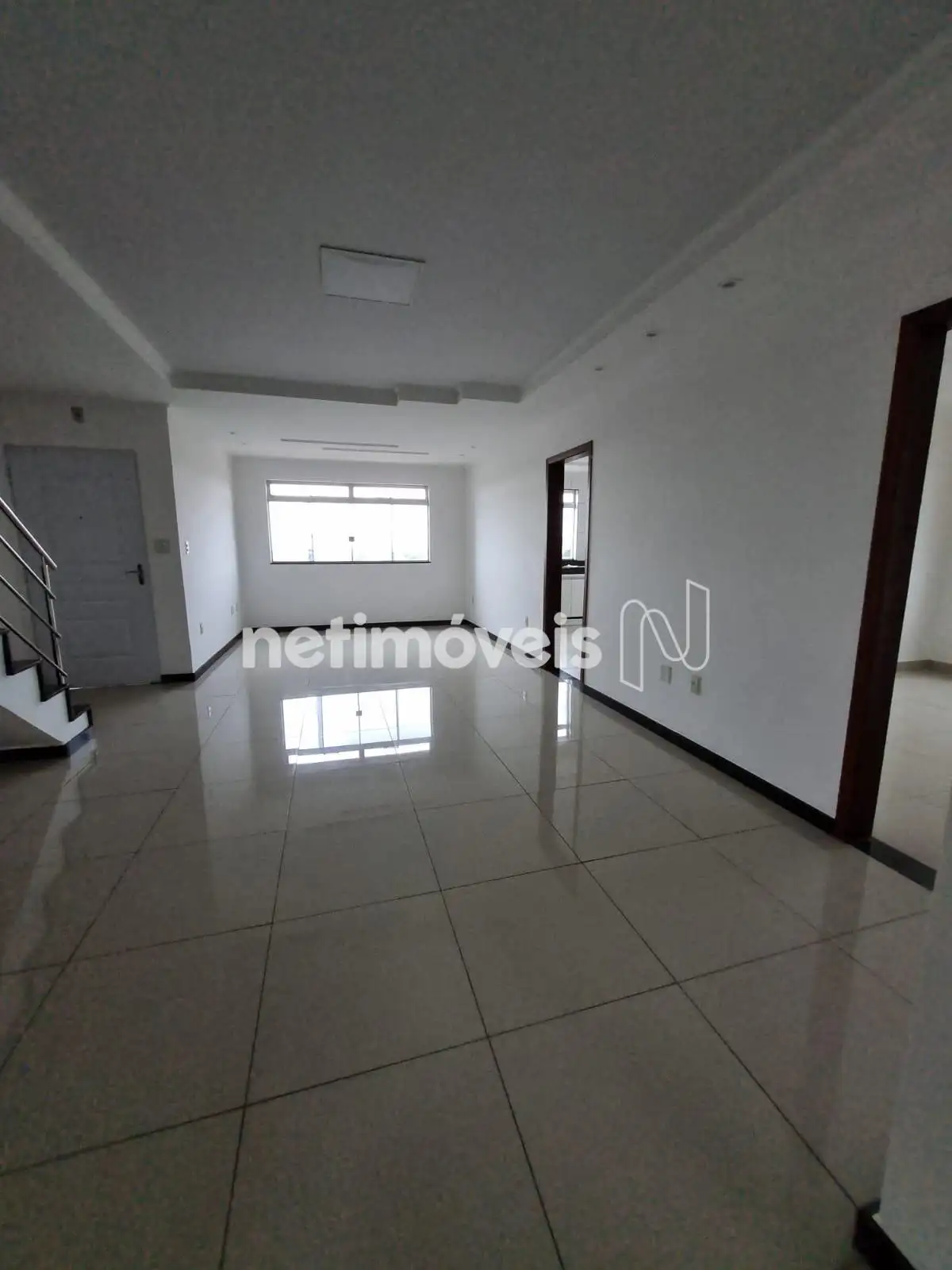 Cobertura para comprar com 200 m², 4 quartos, 3 banheiros, 2 vagas em Industrial, Contagem